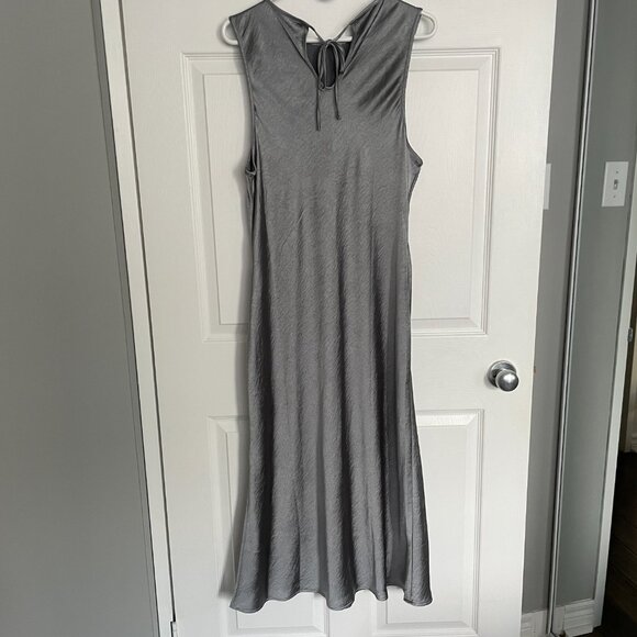Gap Silver Maxi Dress - Picture 4 of 10